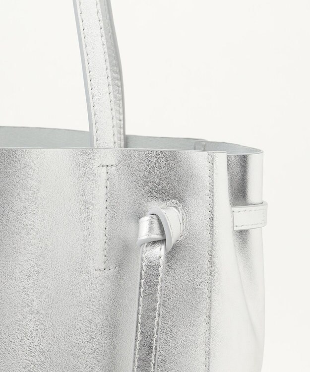 J.PRESS LADIES 【A4サイズ収納可】レザー トート バッグ シルバー系