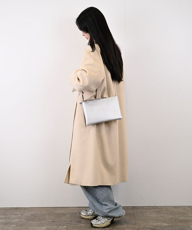 Hekhèr Le Style de Vie 新素材・新色追加【日本製】シュリンクレザー スクエアショルダーバッグ シルバー シルバー