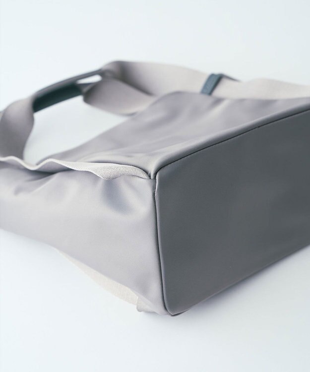 MIYABIYA LAQUOH【撥水加工】ミニマルナイロントート (M) グレー