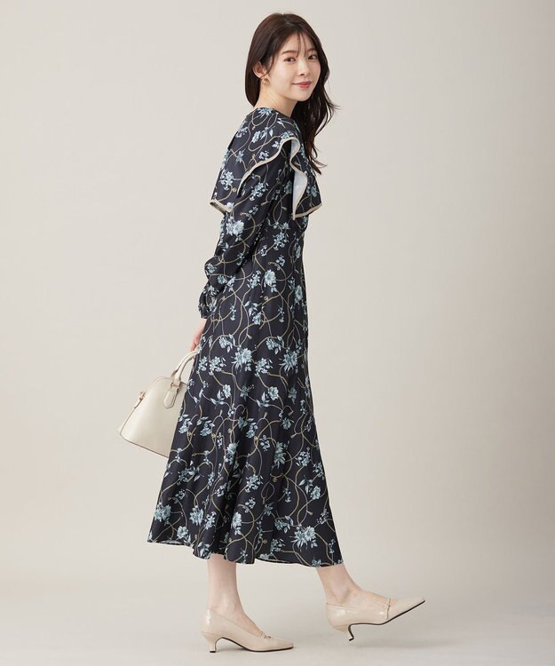 ANY SIS L 【洗える】スカーフデザインプリント ワンピース ネイビーベース