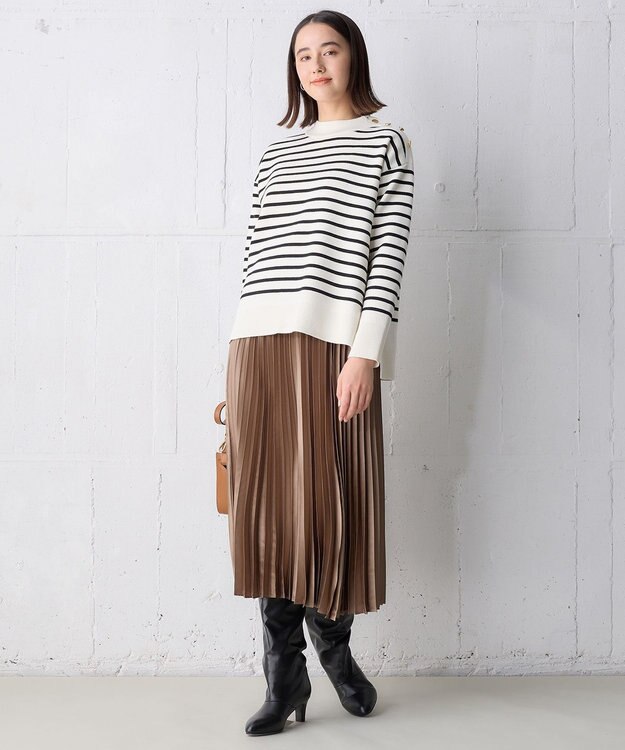 UNFILO 肩釦ハイネックニット オフ×ブラック