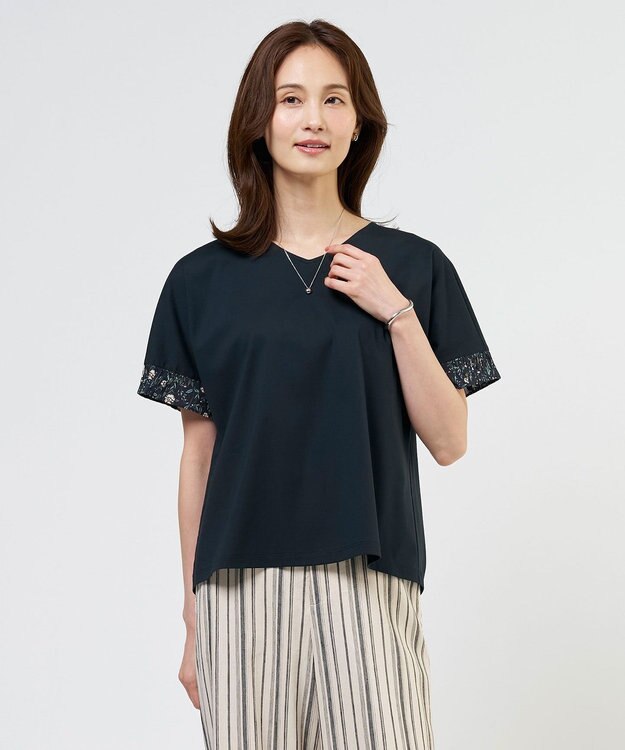J.PRESS LADIES 【一枚で着映え】LIBERTYコンビ フレンチスリーブ カットソー ネイビー系