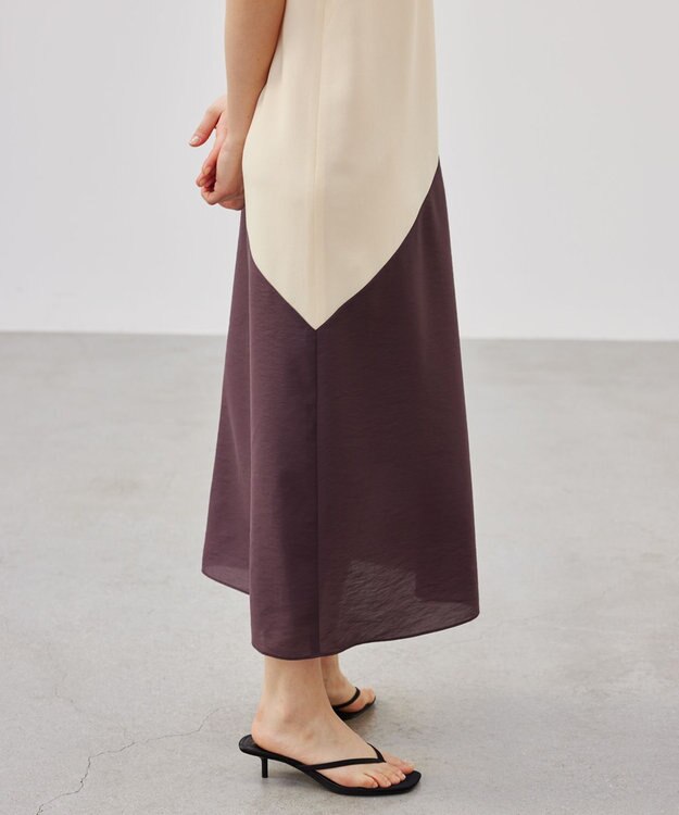 BEIGE， ARAZY / Vネックワンピース Cream×Bordeaux