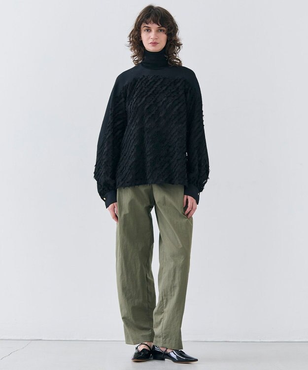 BEIGE， 【洗える】CROCUS / カービーシルエットタックパンツ Khaki