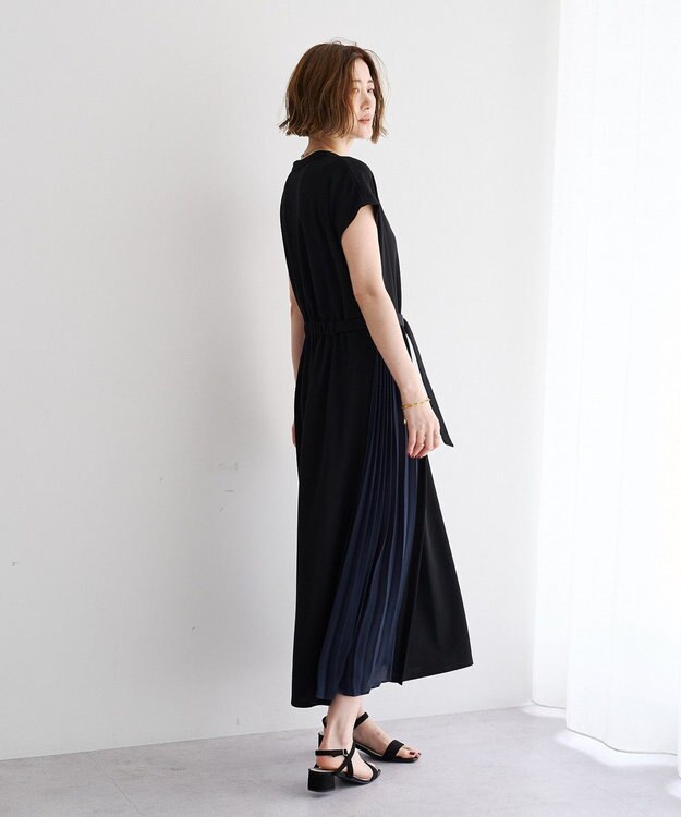 YECCA VECCA ベルテッドプリーツ切替ワンピース Black