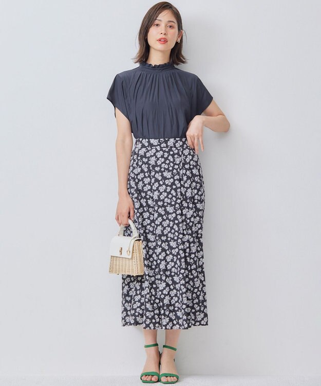 組曲 S 【前後着用可】ギャザーライトデシン ブラウス ブラック系