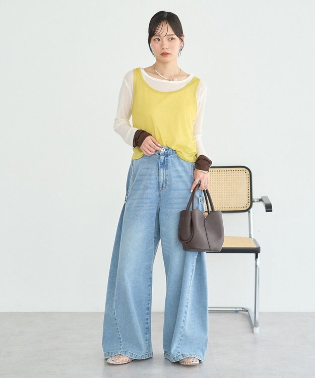 earth music&ecology サイドタックスーパーワイドデニムパンツ Light Blue