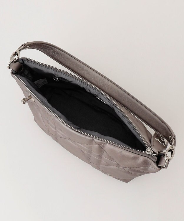 LA BAGAGERIE シープキルティング　2WAYショルダー ガンメタリック