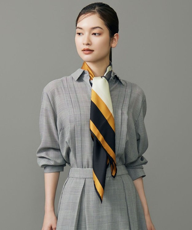 自由区 【カタログ掲載】カラーブロックシルク スカーフ マスタード系