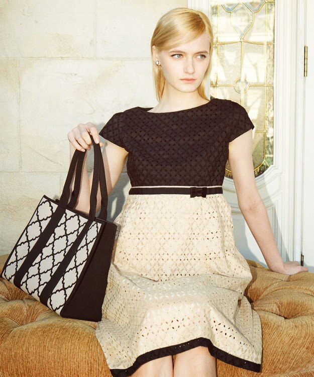 TOCCA 【大人百花掲載】【A4サイズ対応】CHECKER CLOVER KNITBAG ニットバッグ ベージュ系