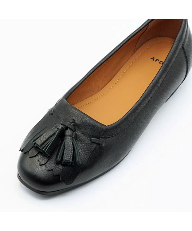 APOM キルトタッセルフラット15 ブラック