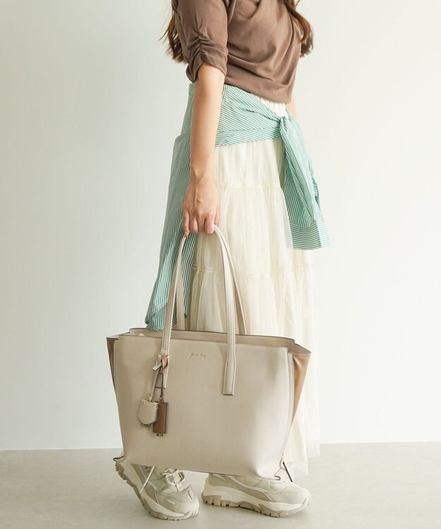 ACE BAGS & LUGGAGE Jewelna Rose OLバッグ・セレム  横型トートバッグ A4サイズ 16189 ジュエルナローズ cs オフホワイト