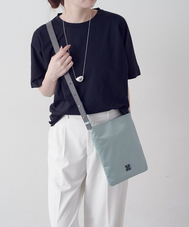 russet バイカラーレザーベルトフラットショルダーバッグ(SF-278) Sax