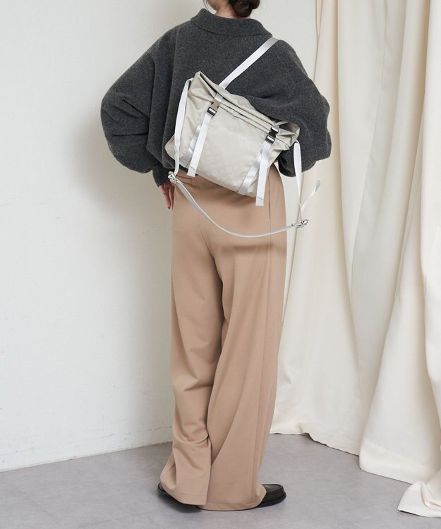 russet ナイロンジャガードメタルバックルショルダーバッグ M(CE-1671) Ecru
