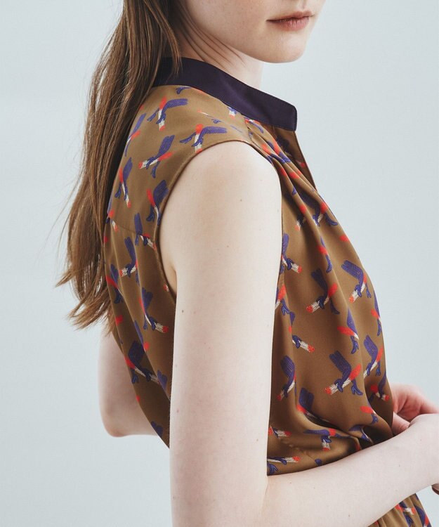 GRACE CONTINENTAL ナイトparisブラウス カーキ