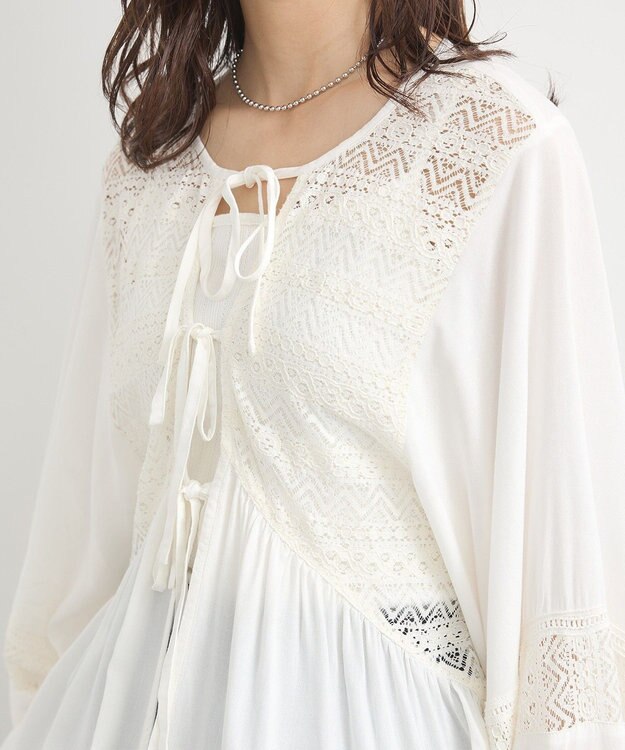 earth music&ecology レーヨンレースデザインシャツ Off White