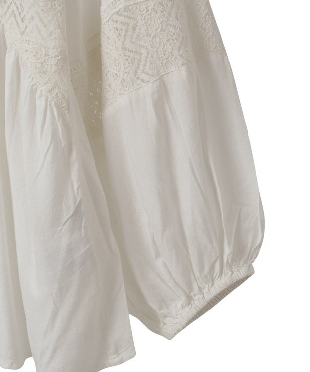 earth music&ecology レーヨンレースデザインシャツ Off White