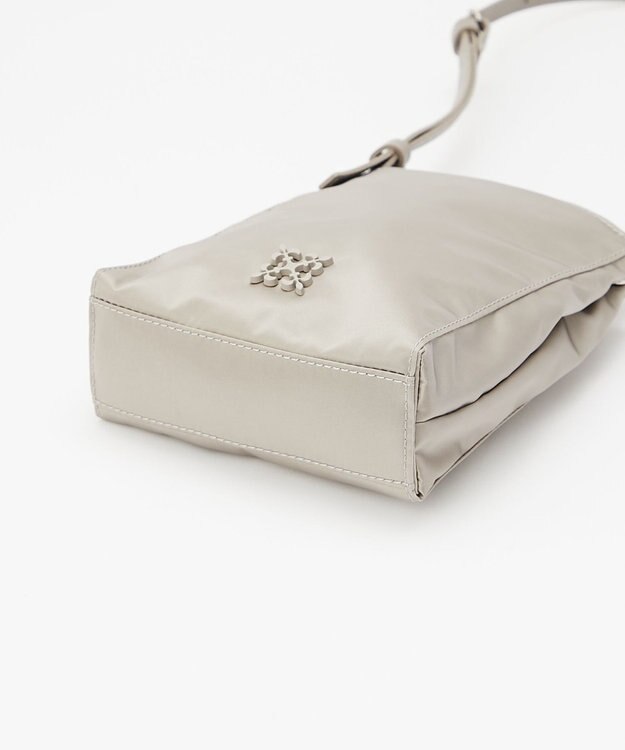 russet ＜長財布がちょうど入る＞ナイロンミニショルダーバッグ(Z-215) Gray