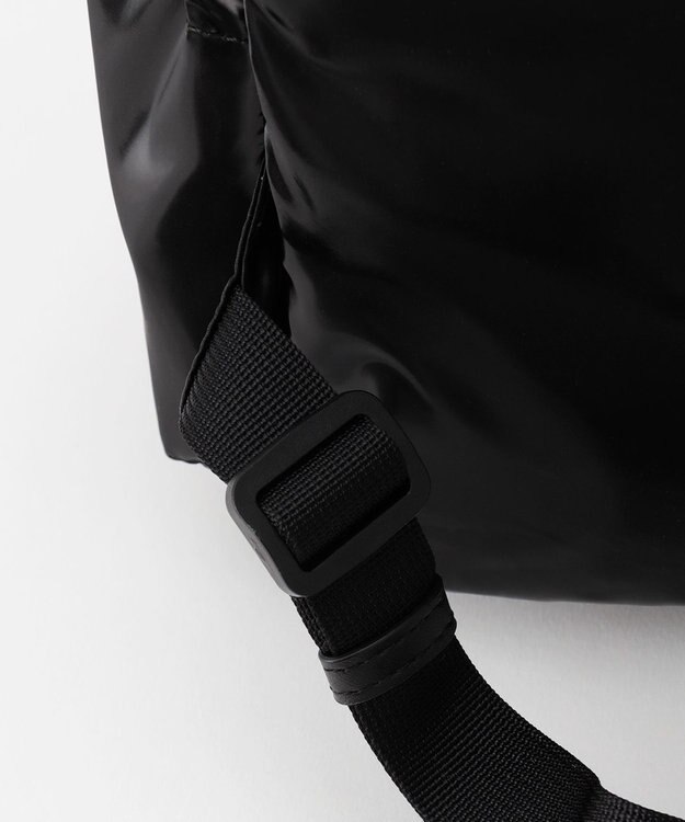 LA BAGAGERIE メタリックドロストポケット　リュックサック ブラック