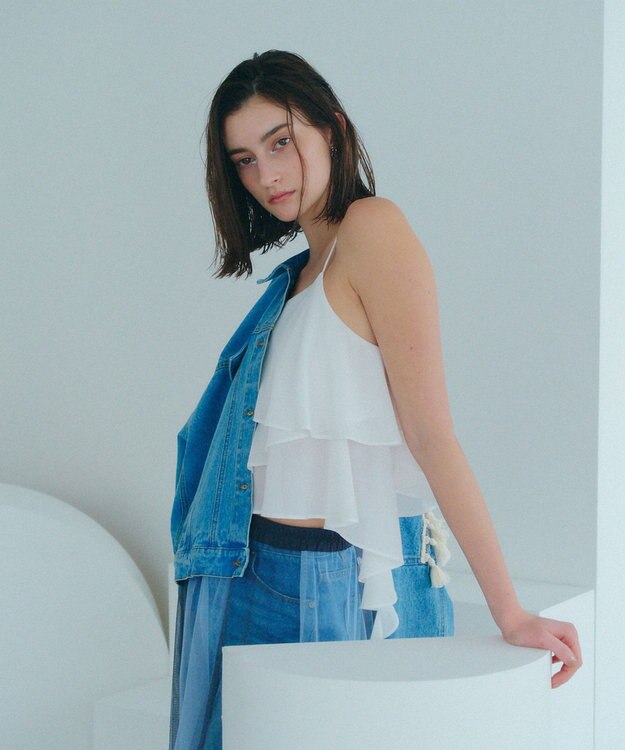 YECCA VECCA アシメラッフルオーバーキャミ White