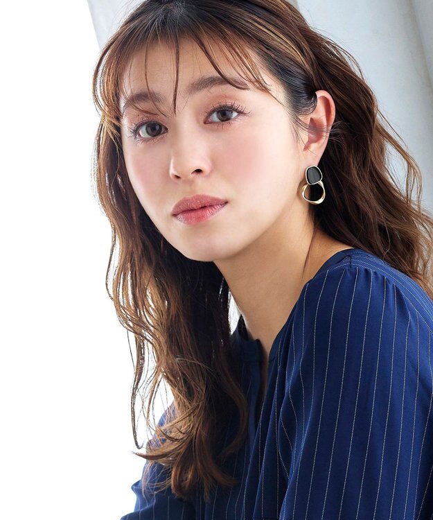 Tiaclasse カラーメタルリングピアス ゴールド×ブラック