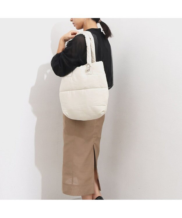 UNBILLION カシュカシュ cachecache / パディングドロストハンドルトート アイボリー