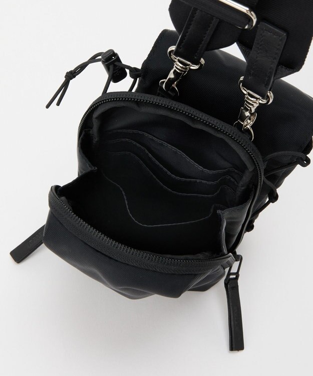 russet ≪500mlペットボトルが入る≫ナイロン多機能ミニショルダーバッグ(CE-1613) Black