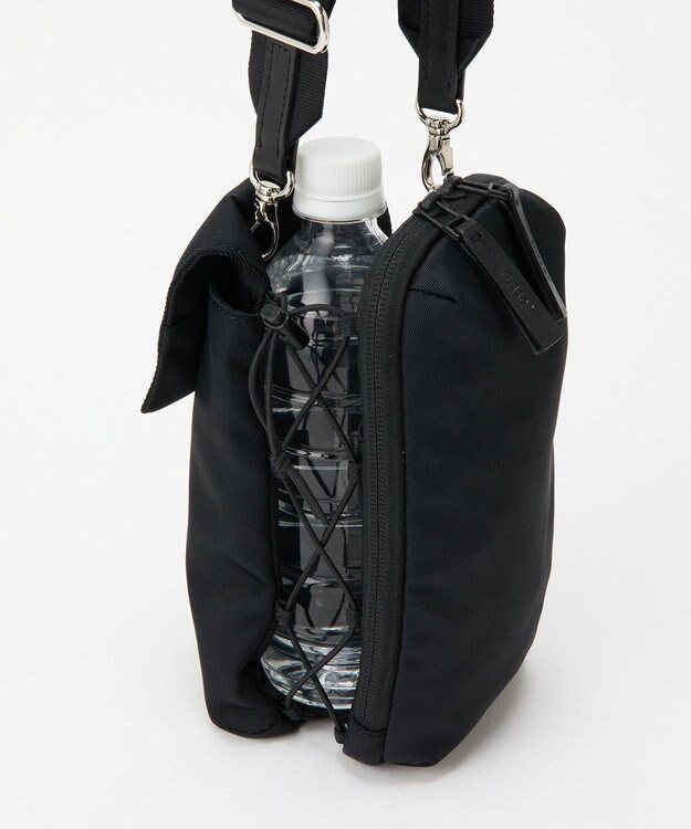russet ≪500mlペットボトルが入る≫ナイロン多機能ミニショルダーバッグ(CE-1613) Black