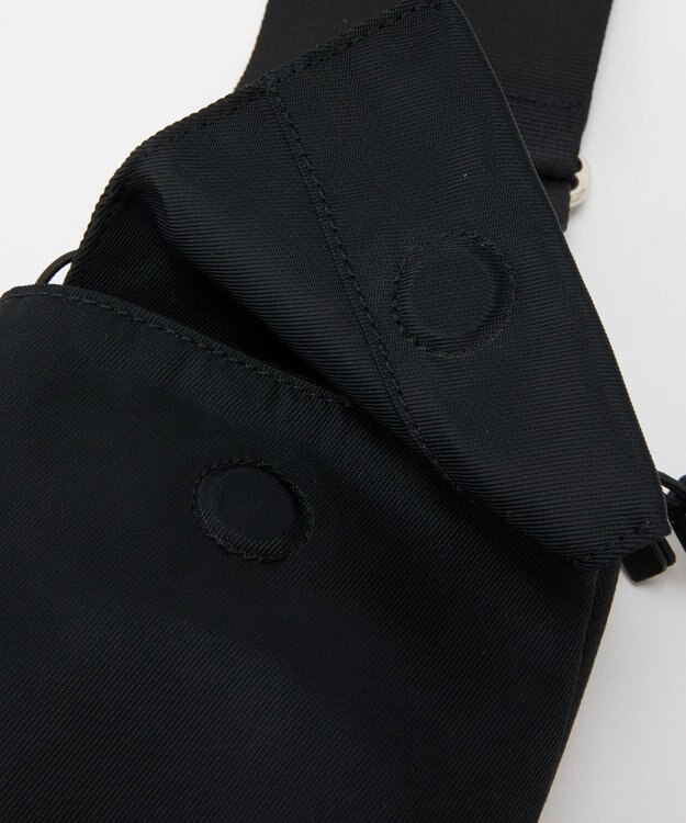 russet ≪500mlペットボトルが入る≫ナイロン多機能ミニショルダーバッグ(CE-1613) Black