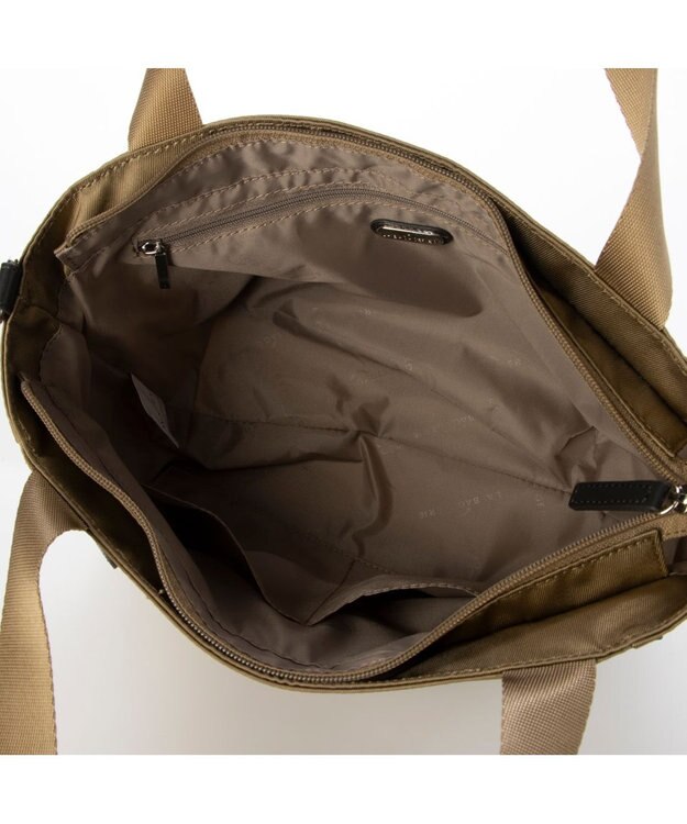 LA BAGAGERIE フロントポケット　スクエアナイロントート ベージュ