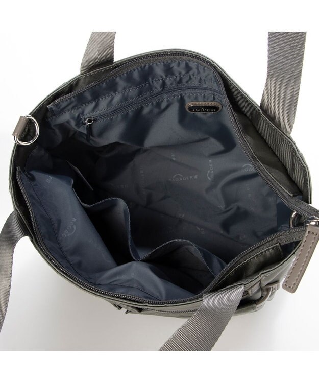 LA BAGAGERIE フロントポケット　スクエアナイロントート グレー