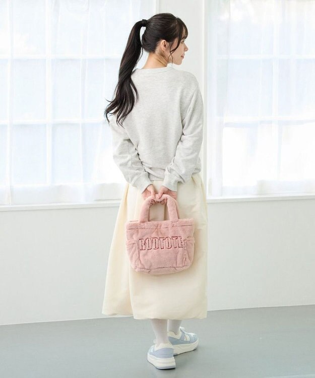 ROOTOTE 3637【ふわふわ】SC.スクエア.ファー.ロゴ-A 02：ピンク