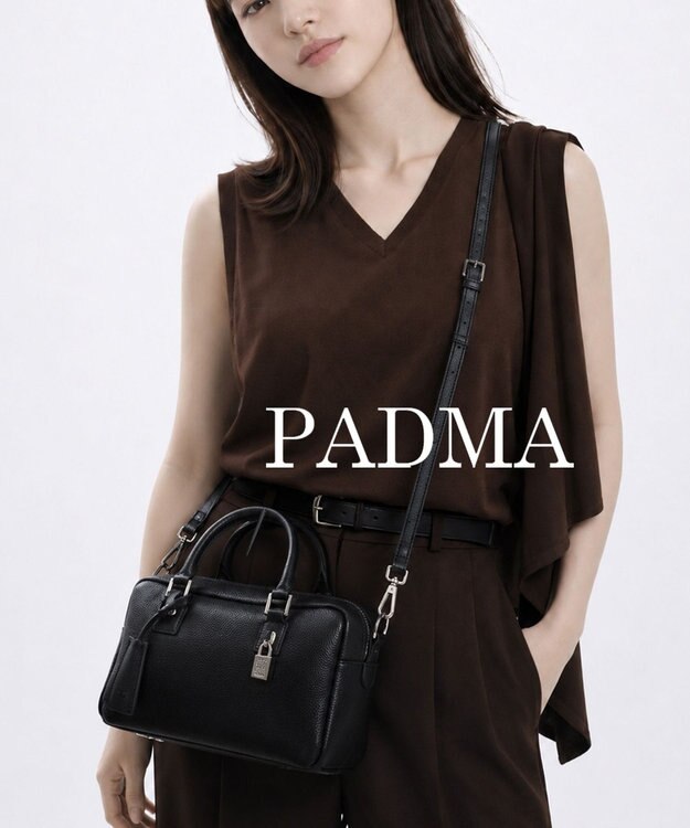 style code 【人気モデル再入荷！】【PADMA/パドマ】 キーチャーム付 本革ボストンバッグ ブラック