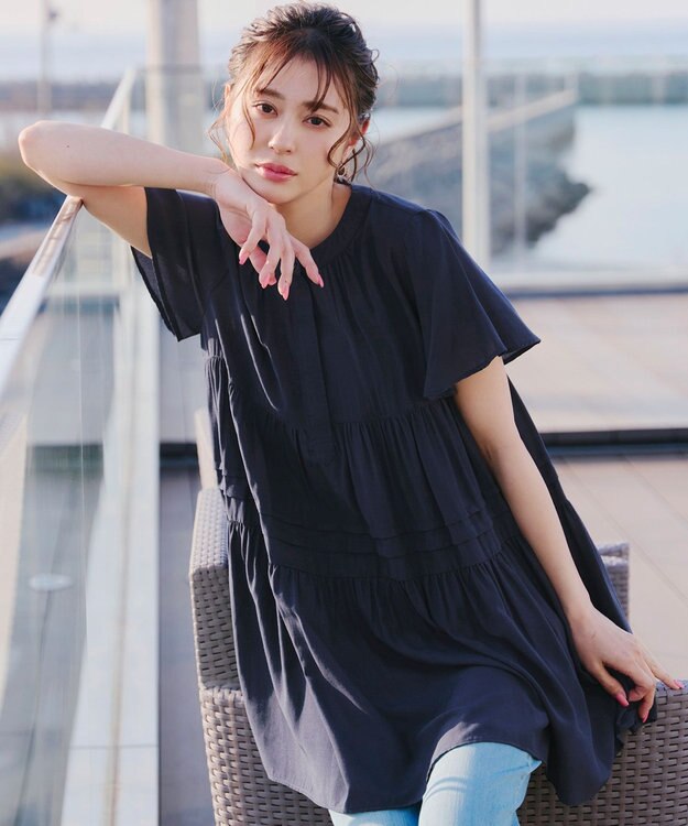 Tiaclasse 【洗える】バンドカラーティアードシャツチュニックブラウス ネイビー