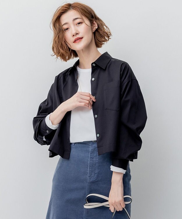 23区 【洗える/一部店舗限定】クロップド シャツ ブラック系