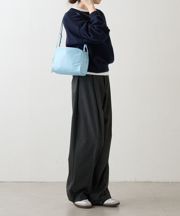 russet kuubo ボックストートバッグ(CE-1633) Sax