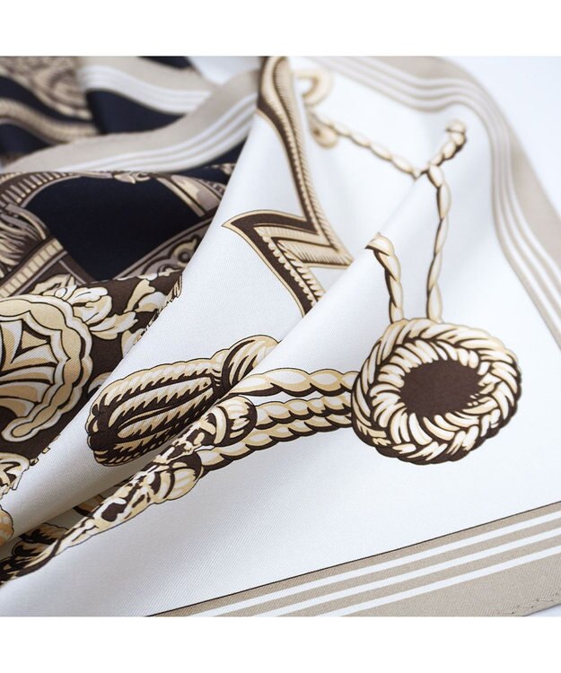 Marca ＜春の新作！＞【伝統横濱スカーフ】ビッグタッセル&鞍（FET-056） 小判 シルクツイル スカーフ ベージュxブラック