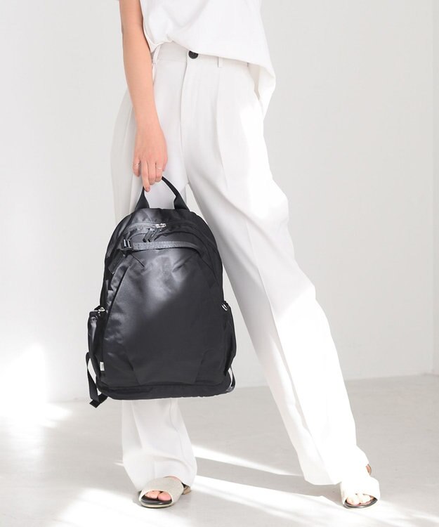 ACE BAGS & LUGGAGE 【軽量】 W&.Day/Night アウリンコ ラウンドリュック A4 13.3インチPC 15174 ダブルアンドデイナイト ブラック