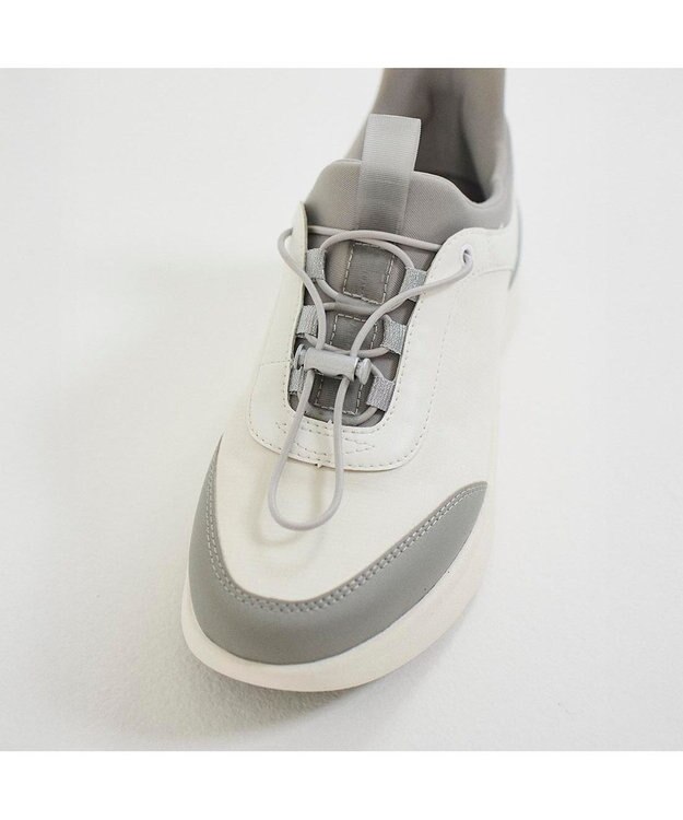 ing <ing>【レイン対応】スマートステップスニーカー ホワイト