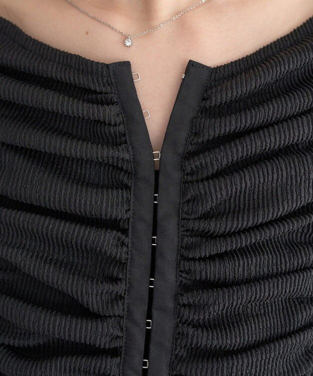 earth music&ecology フロントホックシャーリングトップス Black