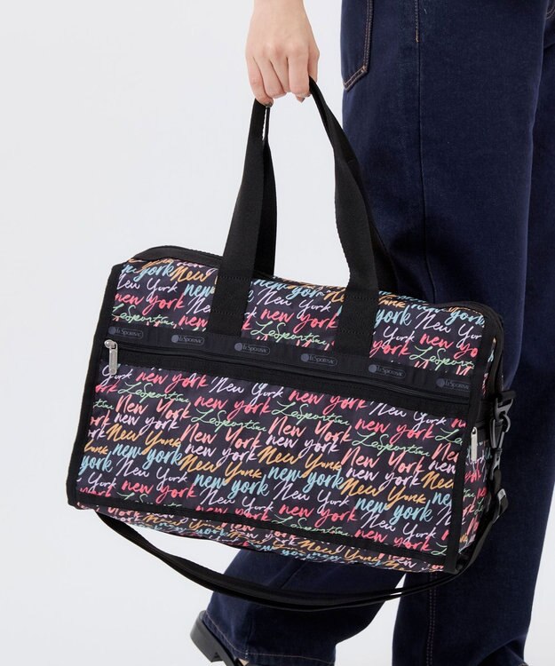 LeSportsac DELUXE MED WEEKENDER/NYCスクリプトブラック NYCスクリプトブラック