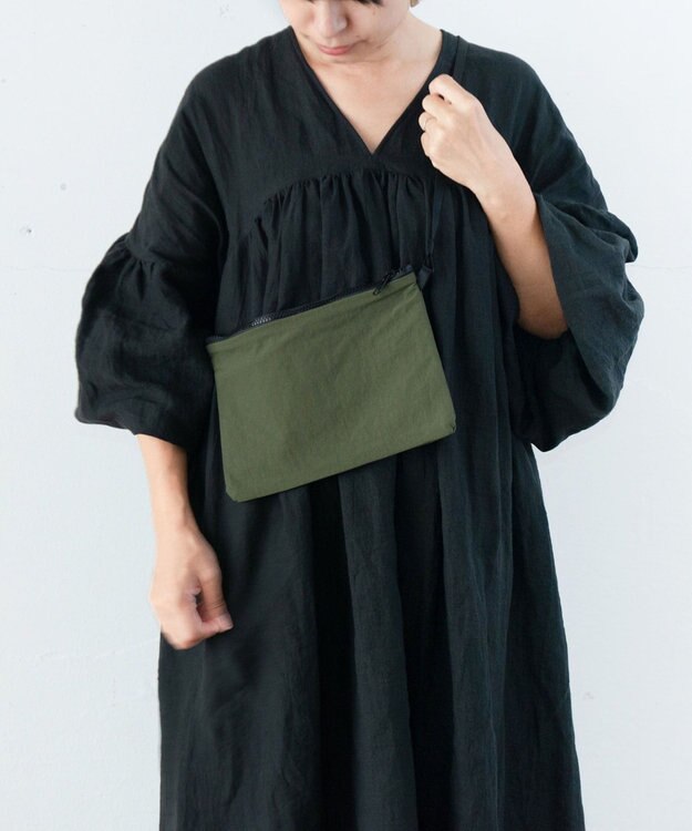 NIZYU KANO LIGHT NYLONサコッシュSS カーキ