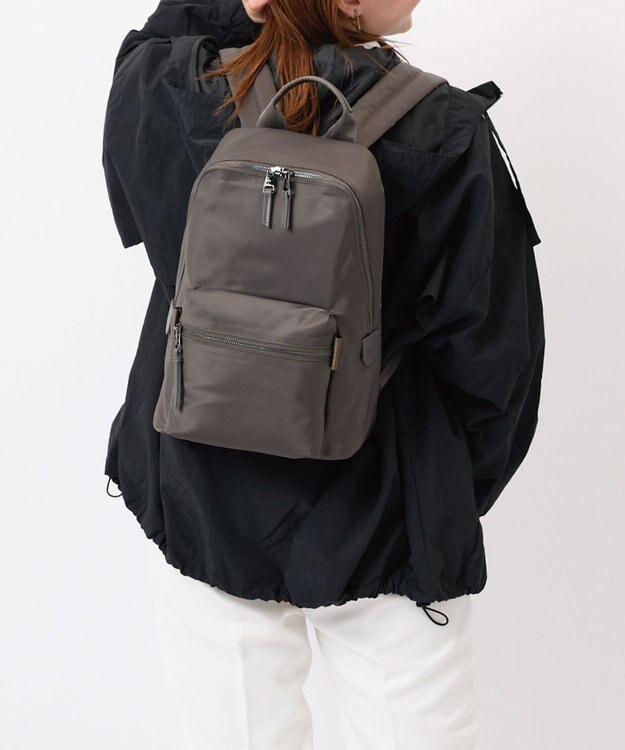 ACE BAGS & LUGGAGE W&.Day/Night ハウン スリムリュック B5サイズ 15571 ダブルアンドデイナイト チャコール