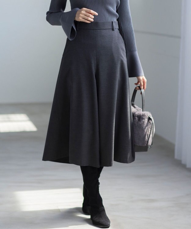 組曲 【WEB限定】ウールライクストレッチ フレアパンツ チャコールグレー系