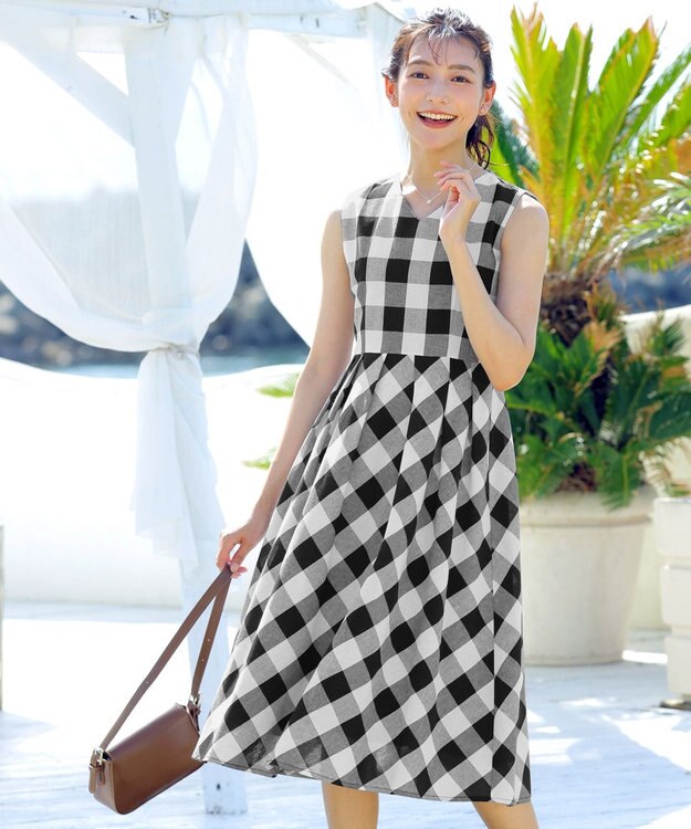 Tiaclasse 【袖が選べる・洗える】大柄ギンガムチェックワンピース ノースリーブ：ブラック