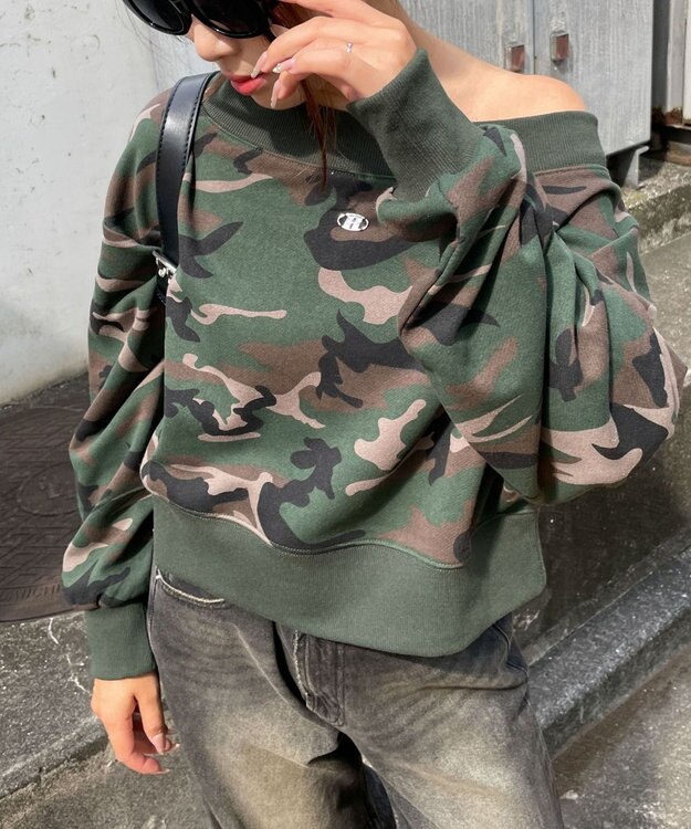 WEGO ワンポイントオフショルスウェット 柄1