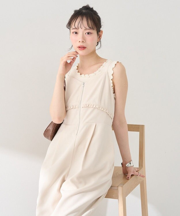 earth music&ecology ミニフリルフロントジップロンパース Ivory