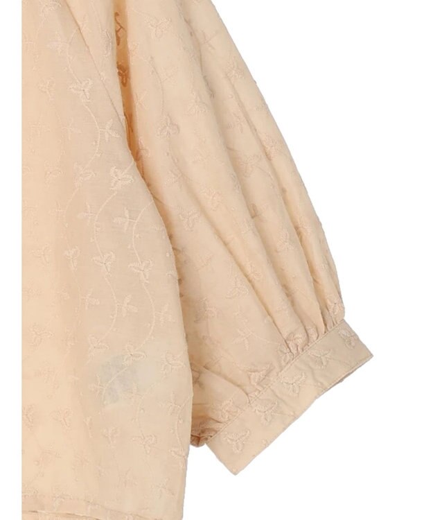 earth music&ecology 刺繍ギャザーブラウス Beige