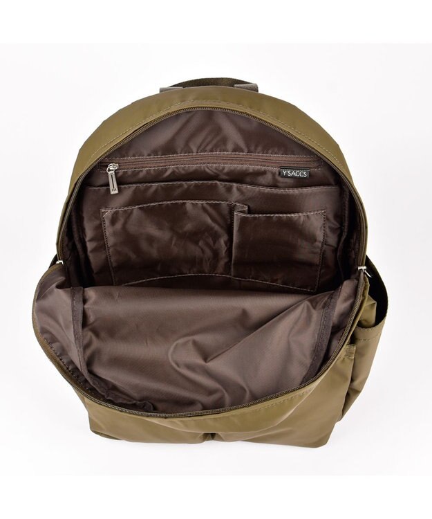 Y'SACCS ダブルホックポケットデイパック カーキ