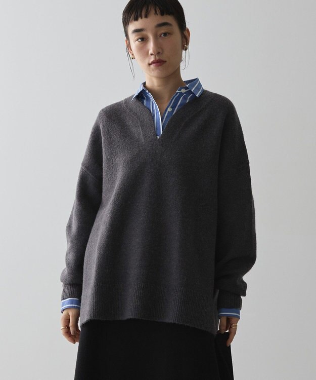AMERICAN HOLIC カーブネックニットプルオーバー Charcoal Gray